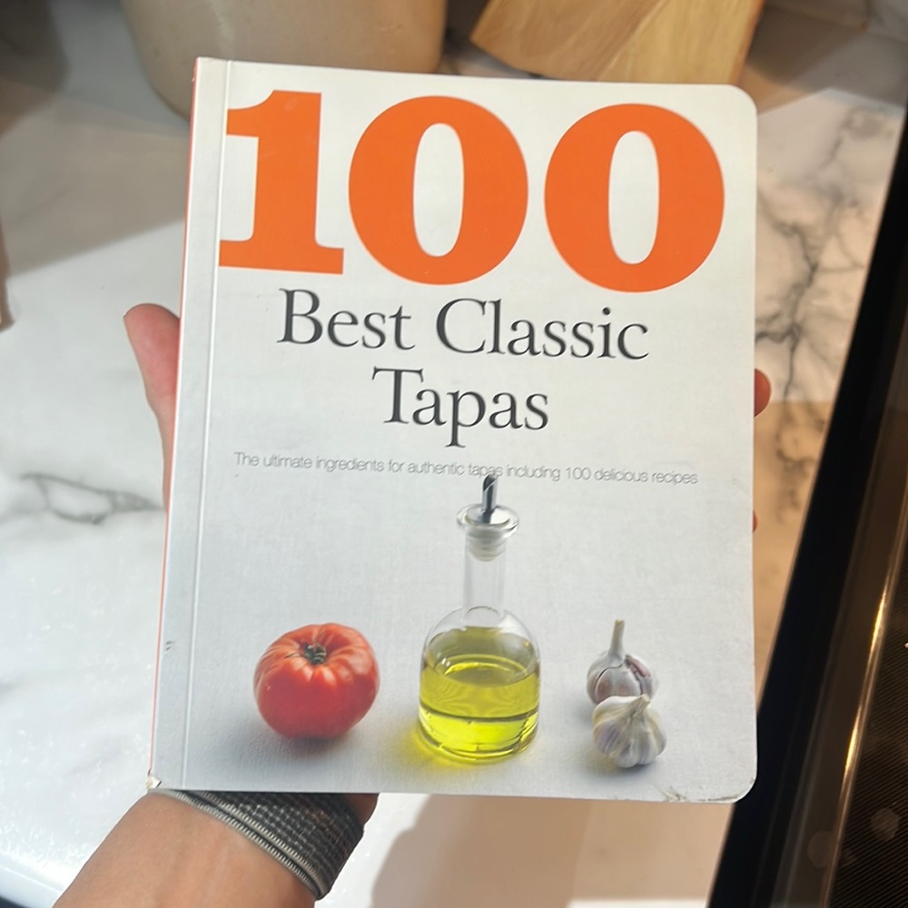 Cookbook 100 Best Classic Tapas